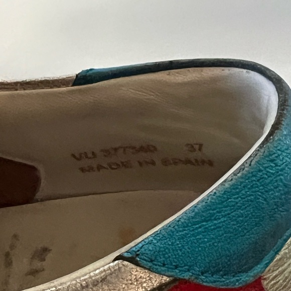 Saint Laurent Sneakers. Size 7 - Picture 2 of 6